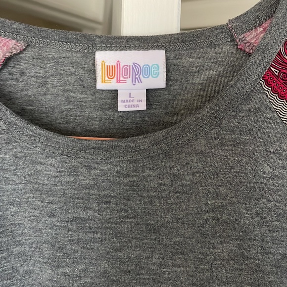 L Randy Lularoe shirt - Picture 2 of 3